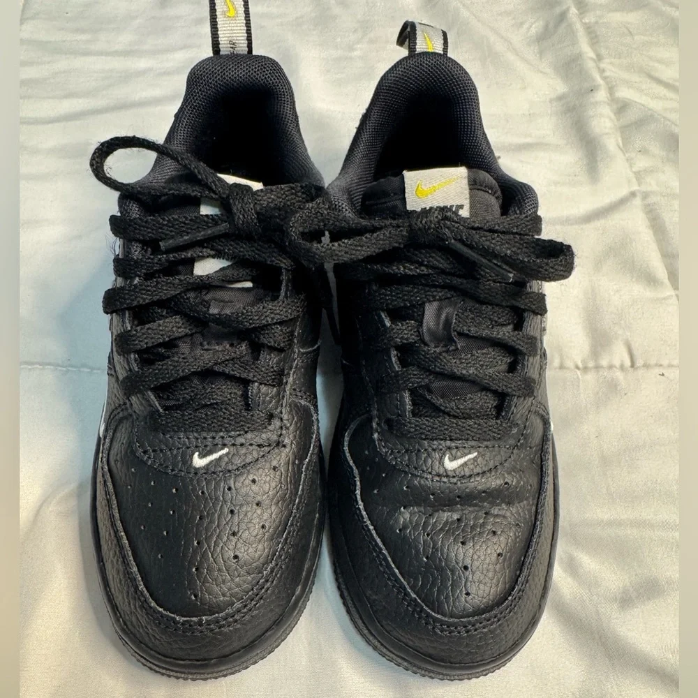 Nike Court Borough Low Black White Kids Size 13C AV4732-001
